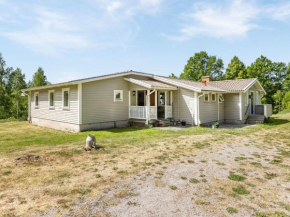 Holiday Home Erikstorp Villan by Interhome
